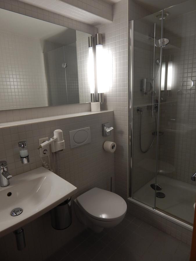 Tagungshaus Himmelspforten - Self Check-In Вюрцбург Экстерьер фото